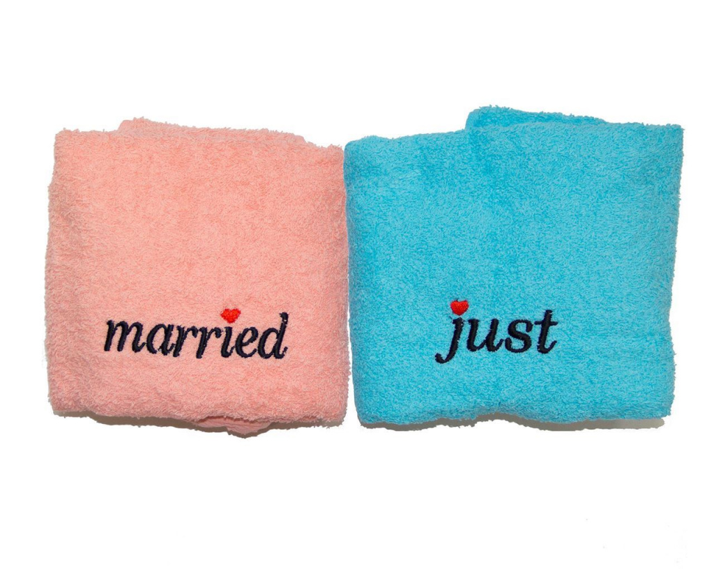 Vain naimisissa sekoitetaan värejä pyyhkeet