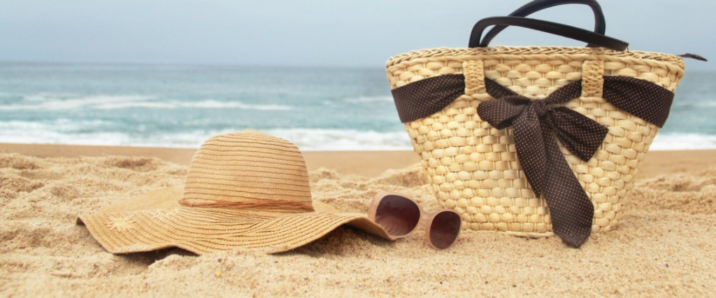 كيفية اختيار قبعة للشاطئ