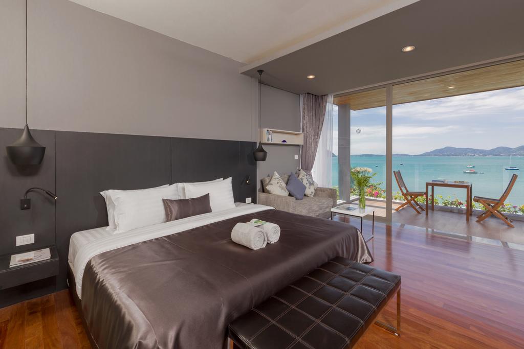 X10 Seaview Suites på Panwa Beach