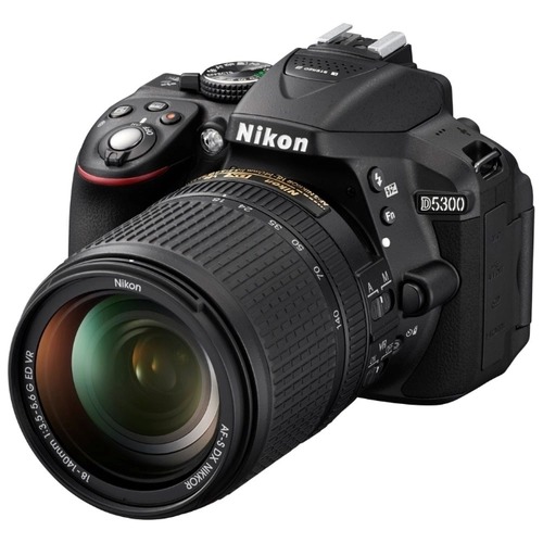 Kit Nikon D5300