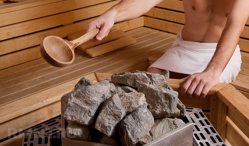 escolliu pedres per a la sauna