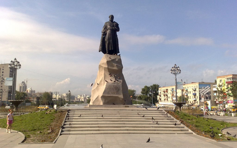 النصب التذكاري YEROFEYU KHABAROV