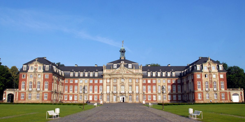 Westfalenin yliopisto nimettiin Kaiser Wilhelm II: sta Münsterissä